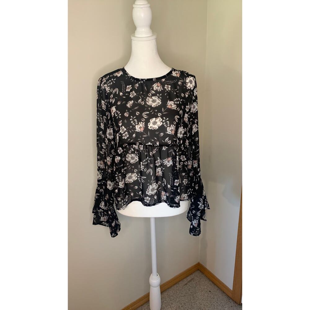 Aeropostale Floral Crop Blouse Size S